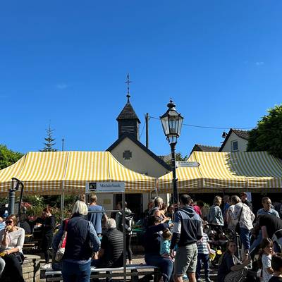 Flohmarkt in Rauschendorf Floh 23 5