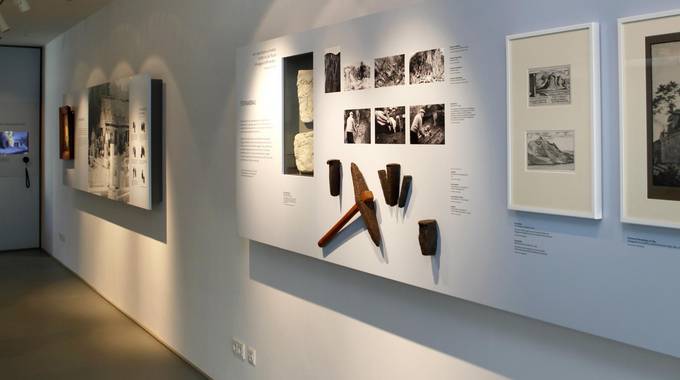 Blick auf einen Raum der Dauerausstellung © (c) Jan Rothstein