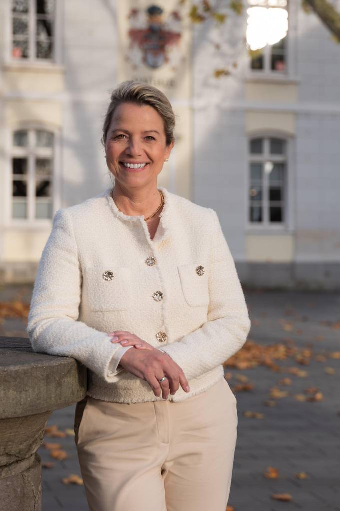 B&uuml;rgermeisterin Heike J&uuml;ngling