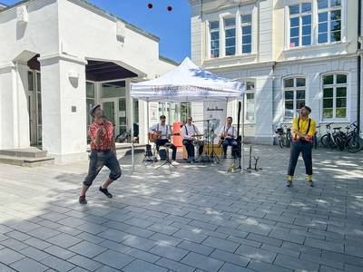 StädtebauZirkusJonglage