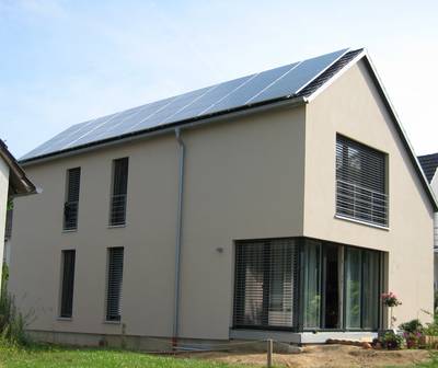 Das Bild zeigt das Passivhaus, was im Rahmen der tag der offenen tür besichtigt werden kann