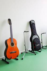 Gitarren für den Unterricht in der Musikschule