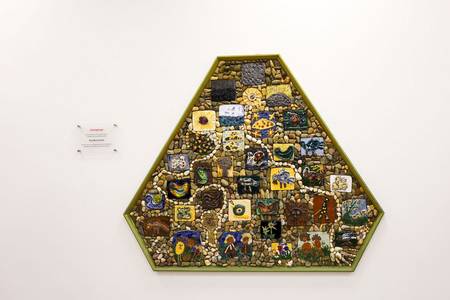 Wandbild Mosaik "Schöpfung", 1995 von Schülerinnen und Schülern der Paul-Moor-Schule erstellt
