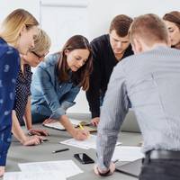 AdobeStock 205190577 Seminarsituation