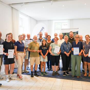 Gruppenbild der Gewinner:innen
