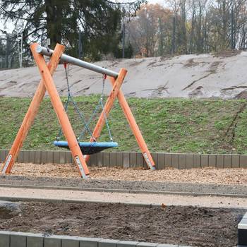 Ein Spielgerät im Außenbereich