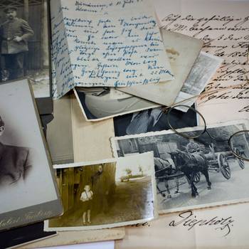 Alte Bilder, Schriftstücke und Dokumente zur Ahnenforschung