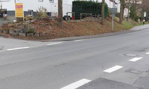 Gehweg an der Dollendorfer Straße