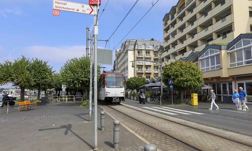 rheinalleebahnzebrastreifen retusche