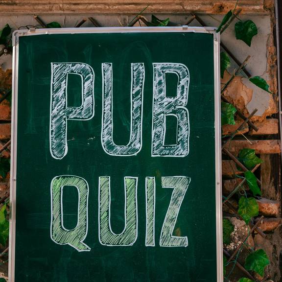PUB QUIZ AdobeStock 546746200 Mirador