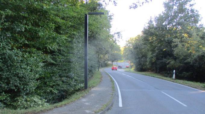 LED-Beleuchtung Eisbach © Stadt Königswinter Eine Laterne an einer Straße