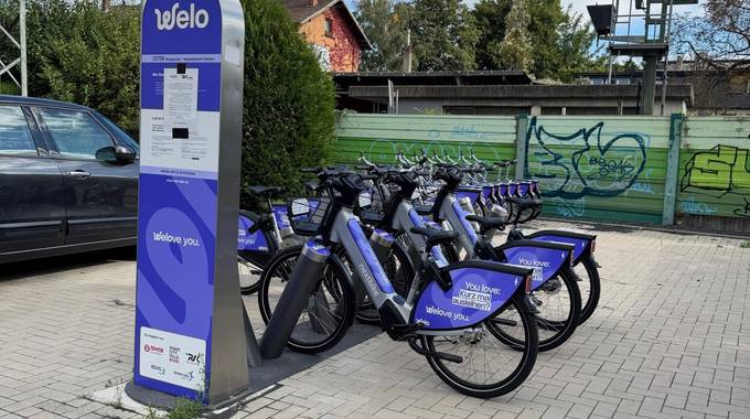 Fahrräder an der Leihstation