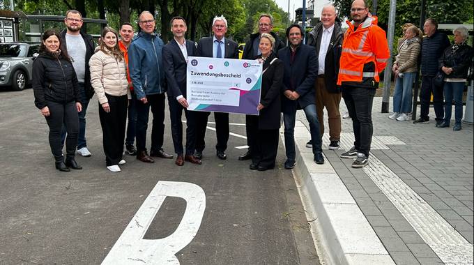Eröffnung des Rheinradwegs am 13. Mai 2026 © Stadt Königswinter/Pressestelle Gruppenbild am Rheinradweg