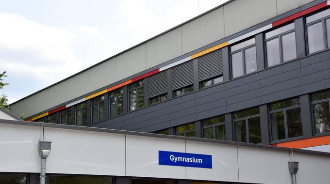 Erfolgreiche Projektübergabe Digitalisierung Schulzentrum Oberpleis GymnasiumOelberg